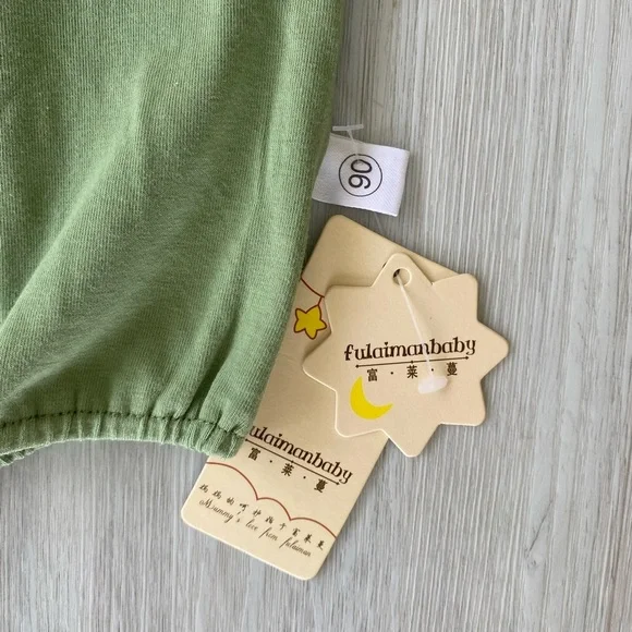 Trendy phrase onesie - Picture 2 of 3